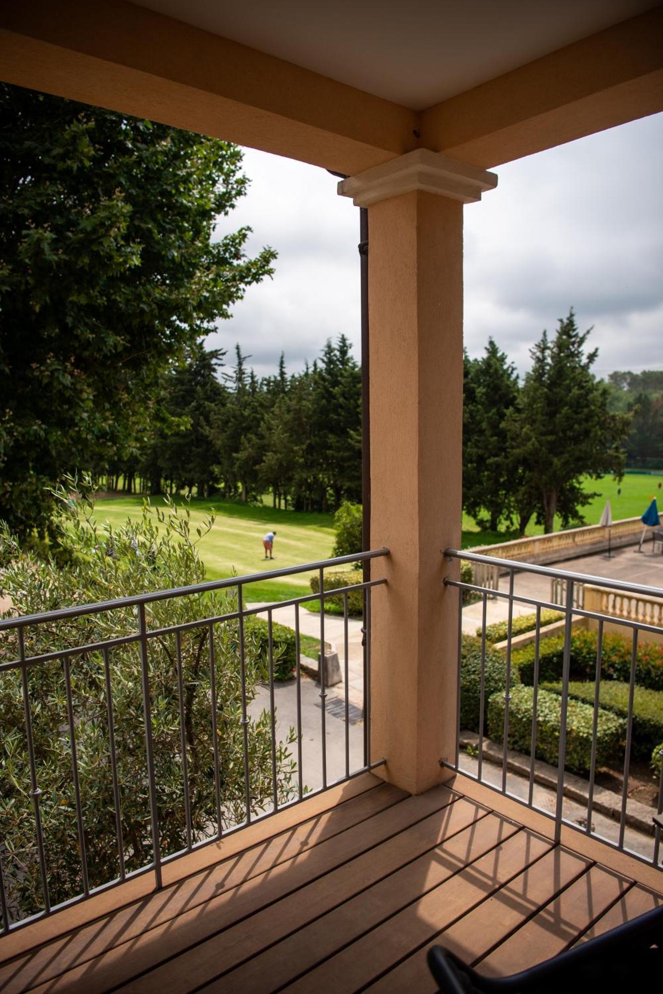 Hotel Golf & Spa Chateau De La Begude The Originals Collection Valbonne Exterior foto